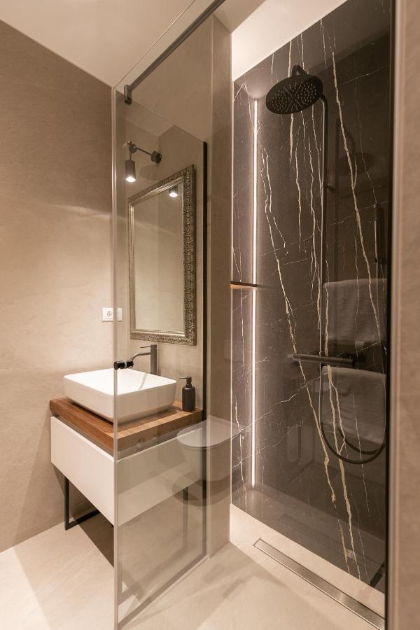 Harbour Residence Rooms Rijeka Exteriör bild